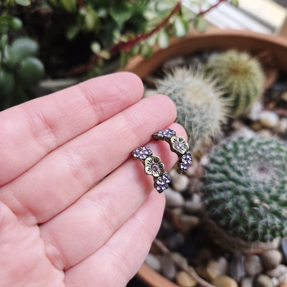Vintage Pair of Purple Dainty Rhinestone Flower Hoop Hoops Earrings